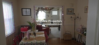 37 Brooksdale Rd in Boston, MA - Building Photo