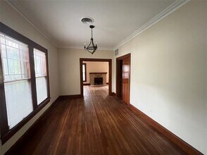 2211 Lincoln Ave in Fort Worth, TX - Building Photo - Building Photo