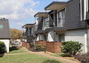 Las Palmas in Arlington, TX - Foto de edificio - Building Photo