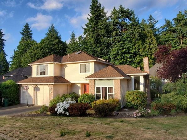 property at 7716 149th Ave NE