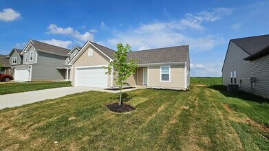 4209 Tingle Dr in Shelbyville, KY - Foto de edificio - Building Photo