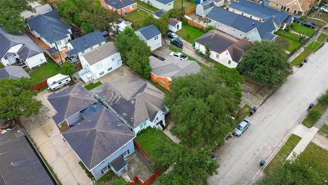 property at 1511 Scharpe St