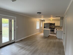 223 Carlin Dr in Carmel, IN - Building Photo - Building Photo