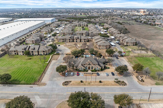 Providence on the Park Apartments in Dallas, TX - Building Photo - Building Photo