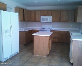 2905 E Liberty Ln in Phoenix, AZ - Building Photo - Building Photo