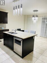 50 Bansbury Cir in Brampton, ON - Building Photo - Building Photo