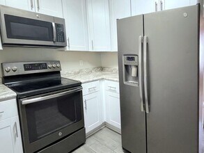 29 North St in Mary Esther, FL - Building Photo - Building Photo