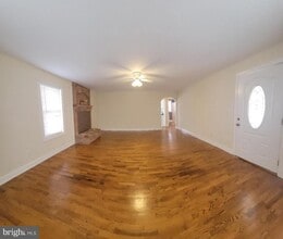 10607 Woodland Dr in Fredericksburg, VA - Building Photo - Building Photo