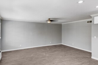 Stonybrook Apartment Homes in Anaheim, CA - Building Photo - Building Photo