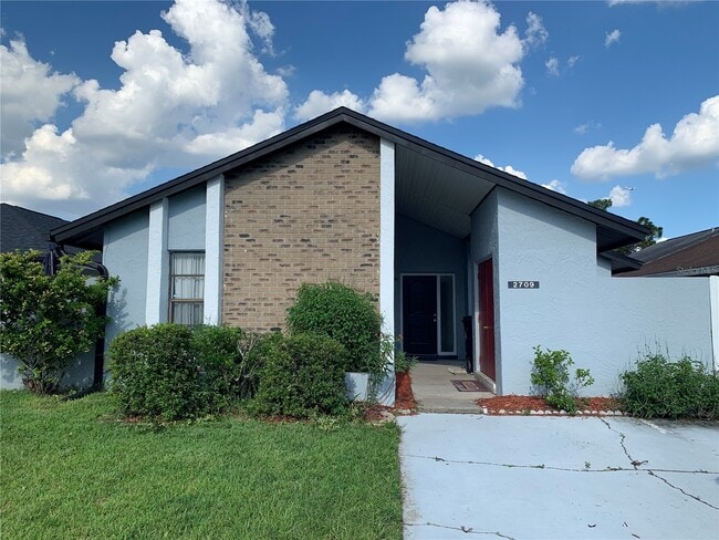 property at 2709 Shadybranch Dr