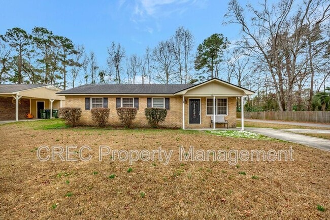 property at 122 Longleaf Dr