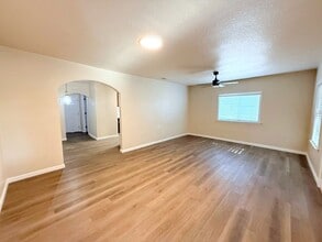 780 E Alexander Ave in Merced, CA - Foto de edificio - Building Photo
