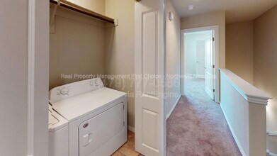 2713 W Shasta Rd in Rogers, AR - Building Photo - Building Photo