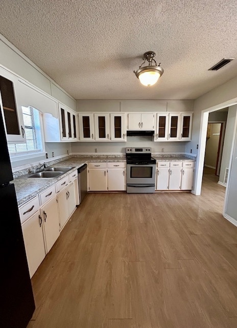 property at 3924 Foxridge Dr