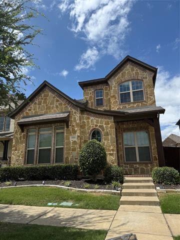 property at 1066 James Ct