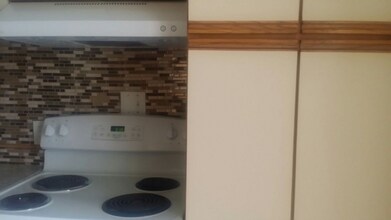 1101 N Elm St in Greensboro, NC - Building Photo - Building Photo