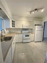 2155 NE 122nd St in North Miami, FL - Building Photo - Building Photo