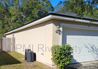 2132 Sotterley Ln in Jacksonville, FL - Building Photo - Building Photo