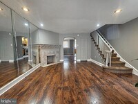 2043 S Redfield St photo'
