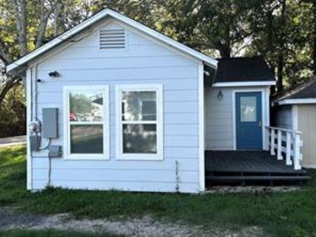 4318 1st, Unit C in Bacliff, TX - Foto de edificio - Building Photo