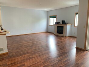 1018 108th Ln NW in Minneapolis, MN - Building Photo - Building Photo