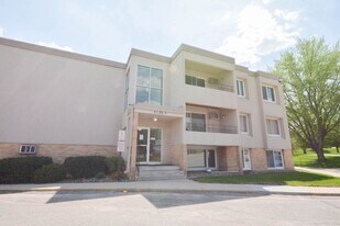 2011 Viking Dr NW in Rochester, MN - Building Photo