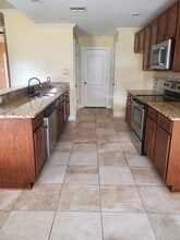 426 Christopher Dr in Houma, LA - Foto de edificio - Building Photo