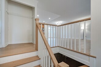 475 Sparling Crescent in Burlington, ON - Building Photo - Building Photo