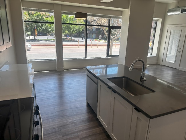 606 W North Temple St in Salt Lake City, UT - Building Photo - Building Photo
