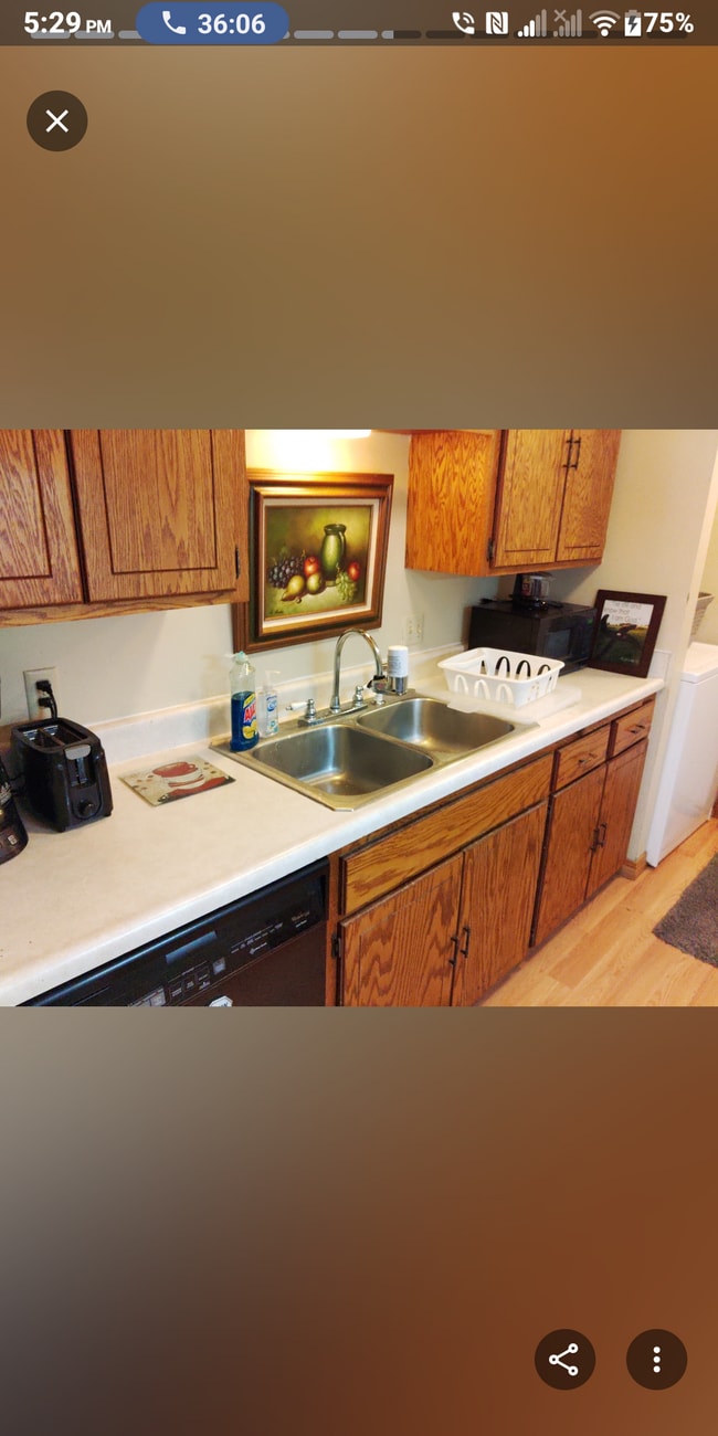 1180 Highland Ave W in Northfield, MN - Building Photo - Building Photo