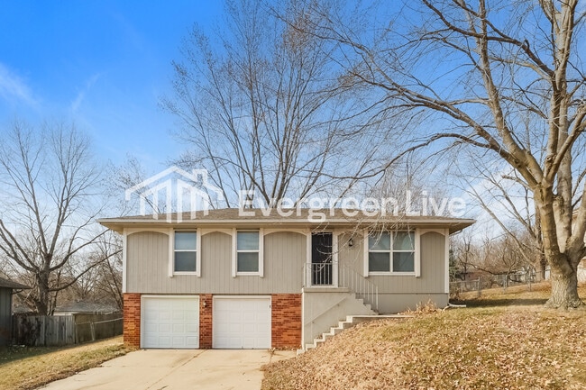 property at 1109 NE 9th St