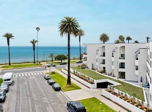 311 Ocean Ave in Santa Monica, CA - Building Photo - Building Photo