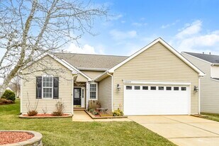 13509 Quiet Stream Ct in Charlotte, NC - Building Photo
