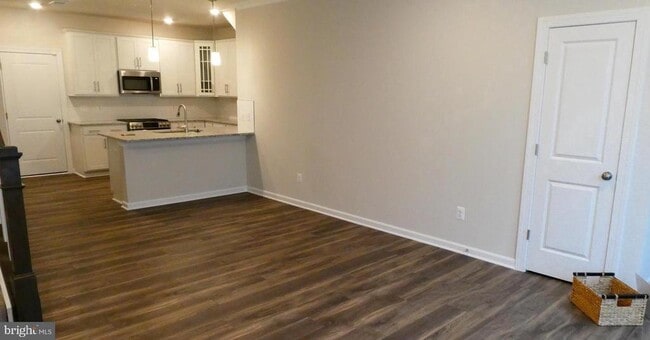 2329 Stephanie Tessa Ln in Woodbridge, VA - Building Photo - Building Photo