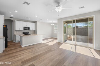 24094 N 162nd Ln, Unit Tanya Taylor in Surprise, AZ - Building Photo - Building Photo