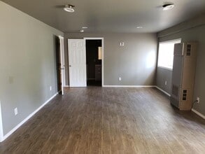 5775 U.S. 93 S in Whitefish, MT - Building Photo - Building Photo