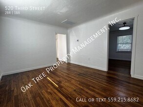 520 3rd St in Clovis, CA - Building Photo - Building Photo