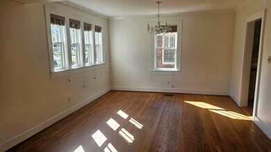 2610 Woodlawn Dr, Unit 082A in Nashville, TN - Foto de edificio - Building Photo