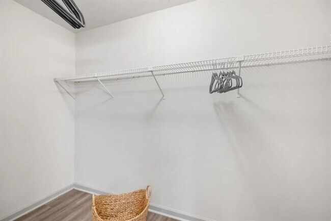 property at 2800 Ashford Trail