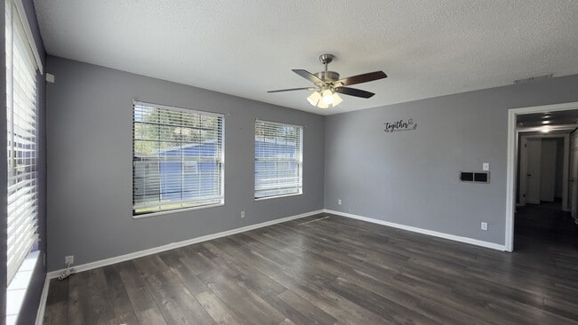 1480 Alecia Dr in Jacksonville, FL - Building Photo - Building Photo