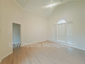 902 Sunpoint Cir in Rockwall, TX - Building Photo - Building Photo