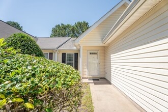 315 Southbank Dr in Aiken, SC - Building Photo - Building Photo
