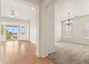 6060 Cielo Cir in Sparks, NV - Building Photo - Building Photo