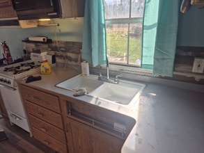 111 W Grizdale Dr in Shelton, WA - Building Photo - Building Photo