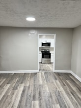 616 Jay Ave in Bellefontaine, OH - Building Photo - Building Photo