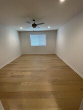 4240 Laurel Canyon Blvd in Los Angeles, CA - Building Photo - Building Photo