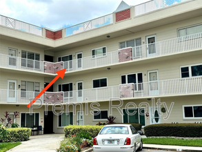 2263 Americus Blvd E in Clearwater, FL - Foto de edificio - Building Photo