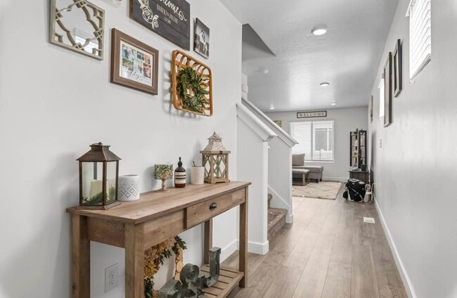 1116 E Waterway Ln in Lehi, UT - Building Photo - Building Photo