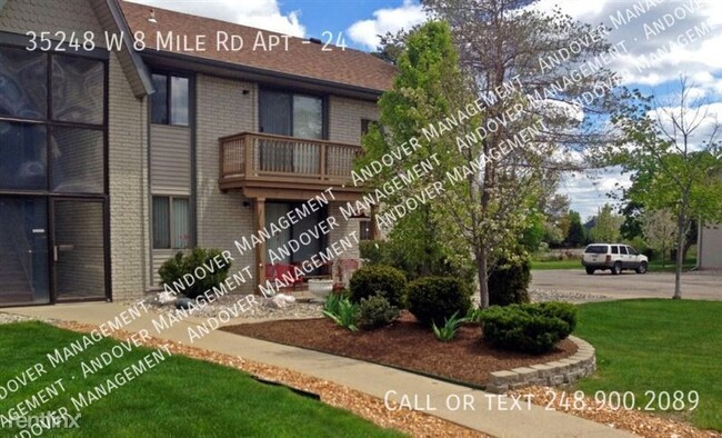 35248 W 8 Mile Rd in Farmington Hills, MI - Building Photo - Building Photo