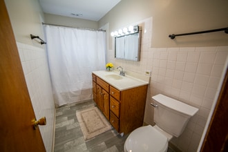 2336 W 122nd St, Unit 2336 W 122nd St in Blue Island, IL - Foto de edificio - Building Photo